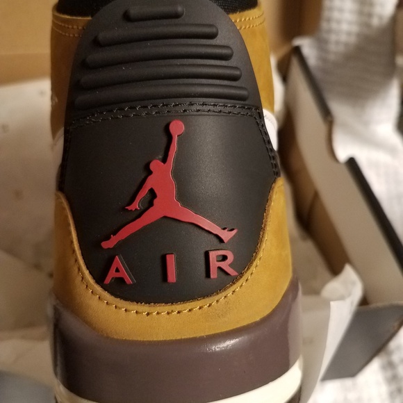 Nike Air Jordan Legacy 312 - NEW IN BOX - Picture 3 of 8